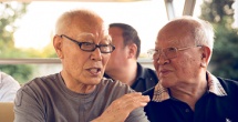 手机看片1024你懂得